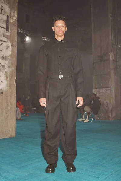 Look 23